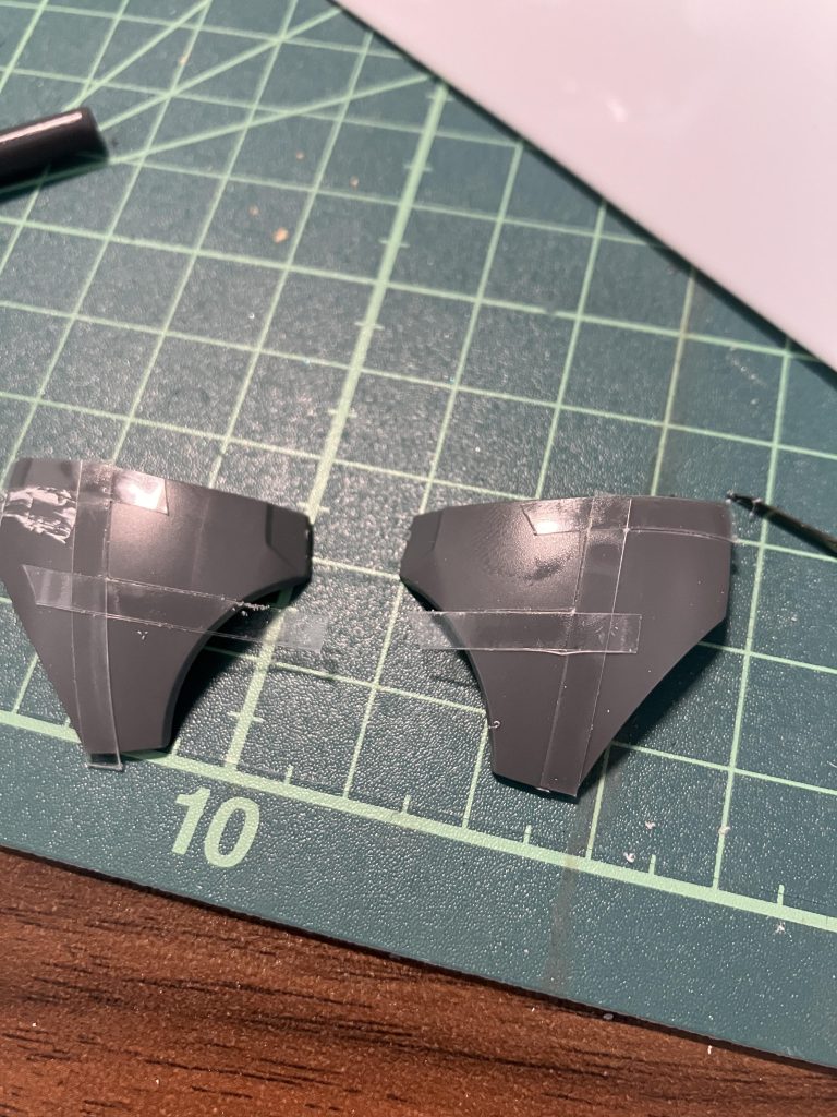 ちょこちょこっとスジボリでモールド入れたり、あとはめ加工したりも挑戦しました。