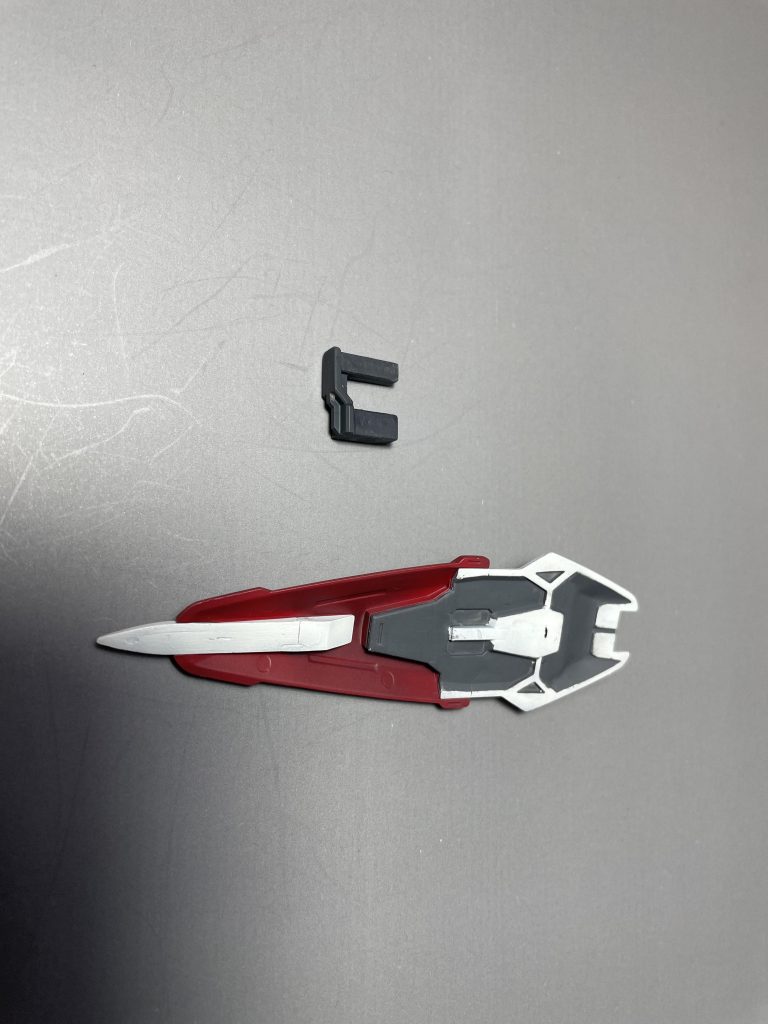 武装はシールドとライフルシールドにもネオジム磁石で持ち手を付けれるようにしました。