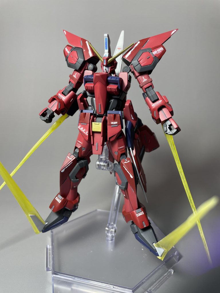 イージスといえばこの手足サーベルこんな機体使ってるから隠者弐式があんな感じになったのかな、、、ビームサーベルは腕はレジンで複製、足サーベルは透明プラ板にレジンを塗って作ってます。