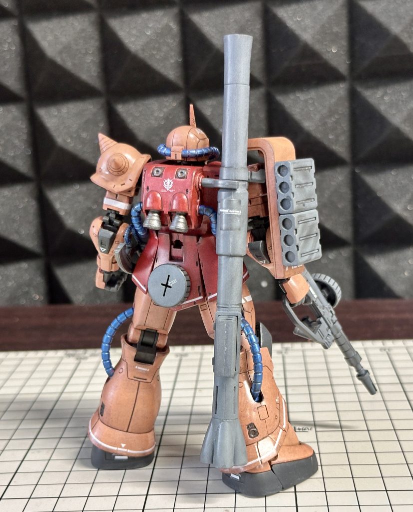 HGシャア専用ザクⅡ 赤い彗星ver–3枚目/制作者：アジョラ