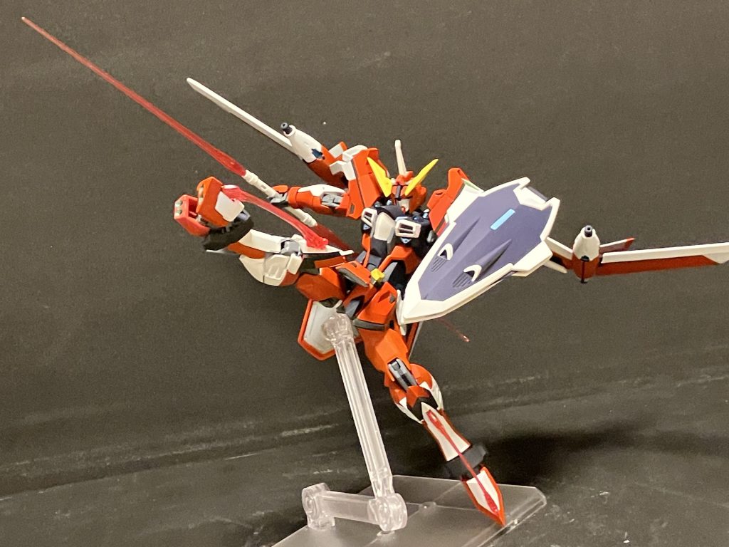 SEEDアクションシステムのお陰でキックがかっこいいです。