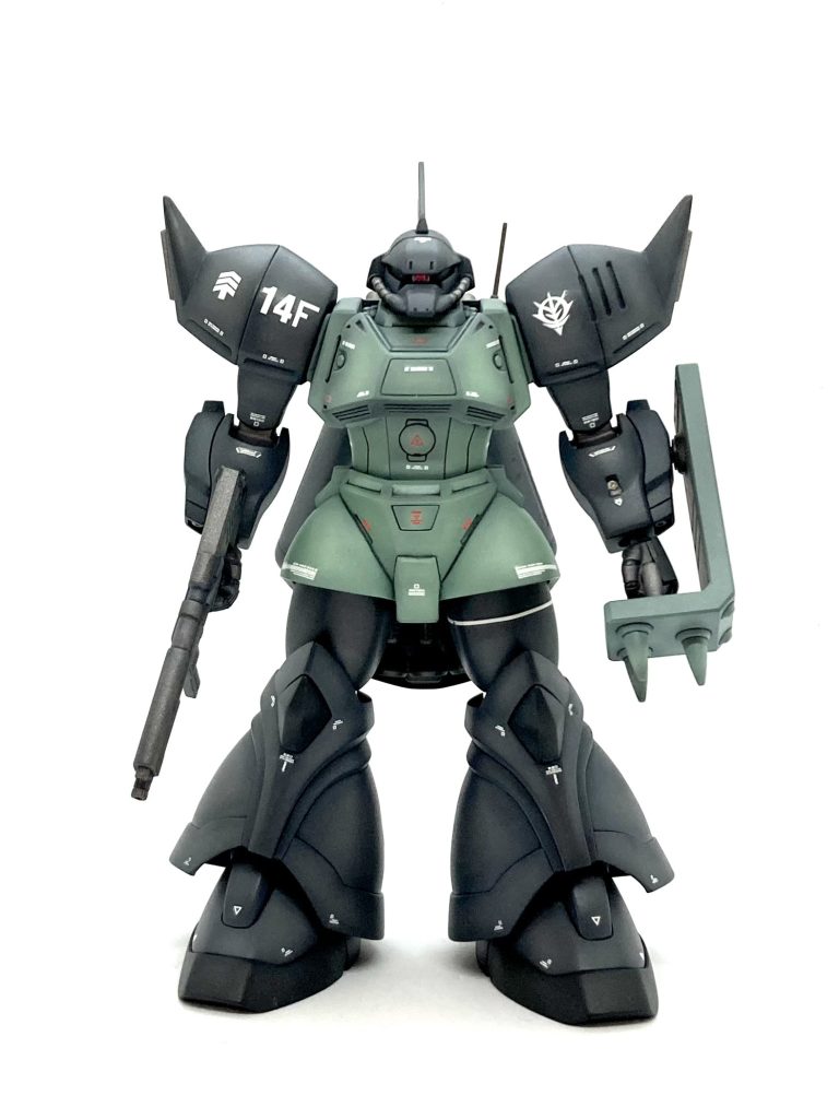 マッシブさを残しつつ スタイリッシュなシルエットに😌