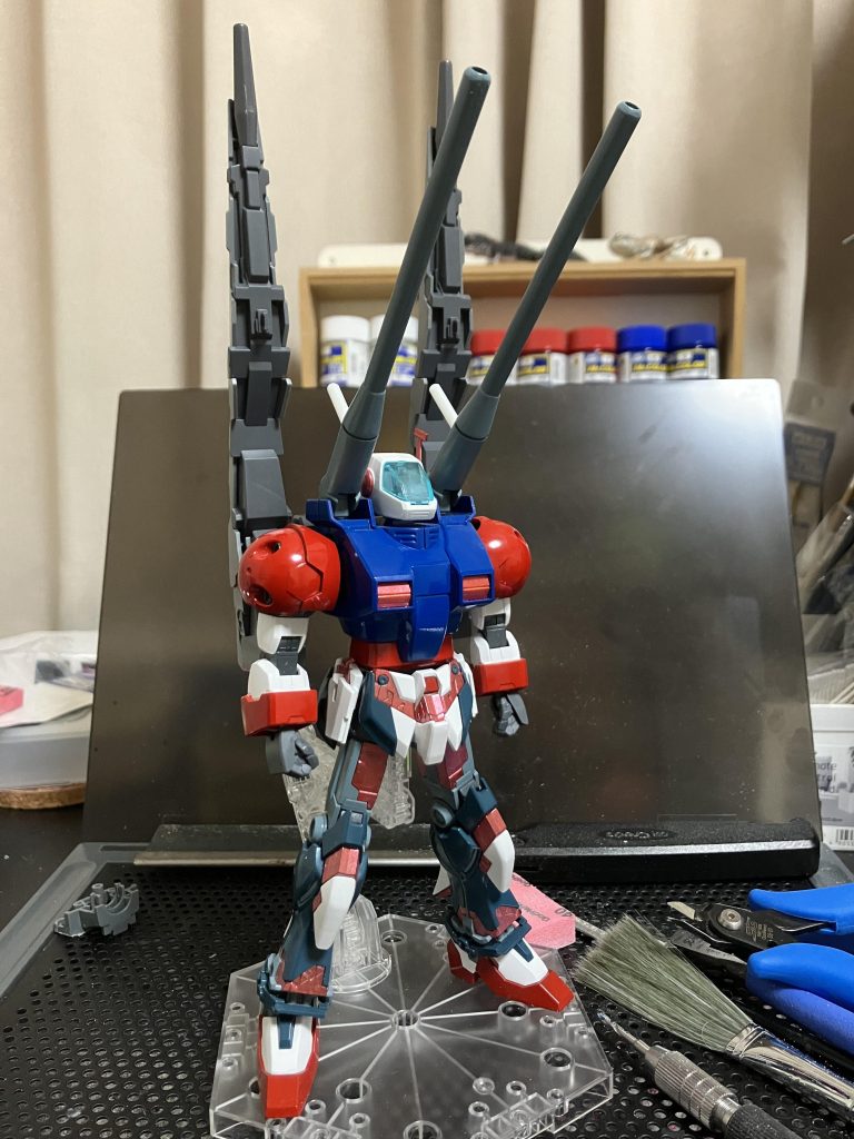 バイランカスタム2号機が目に入った時に「これガンタンクのやつや」とミキシング用に購入。いやほんま怒られかねへん使い方をしてる自覚はあります。ごめんなさい。ハルート最終決戦仕様も一部使ってジャンク化していたので良い感じに使えたと思います。