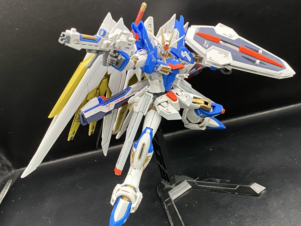 ビームライフルのSEED撃ちいい感じです。やっぱりライジングはかっこいいですね。