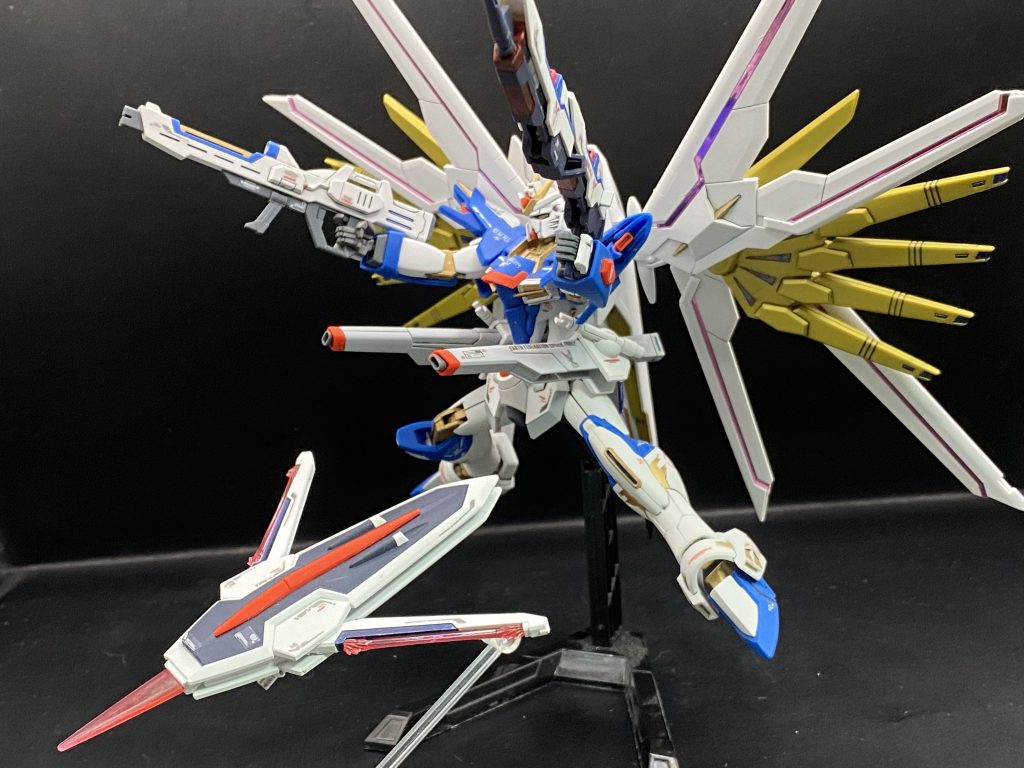 そして最後にハイマットフルバースト!盾を飛ばしてしまうと電流を走らせる時に落ちてしまいそうなので多分併用はできなさそう