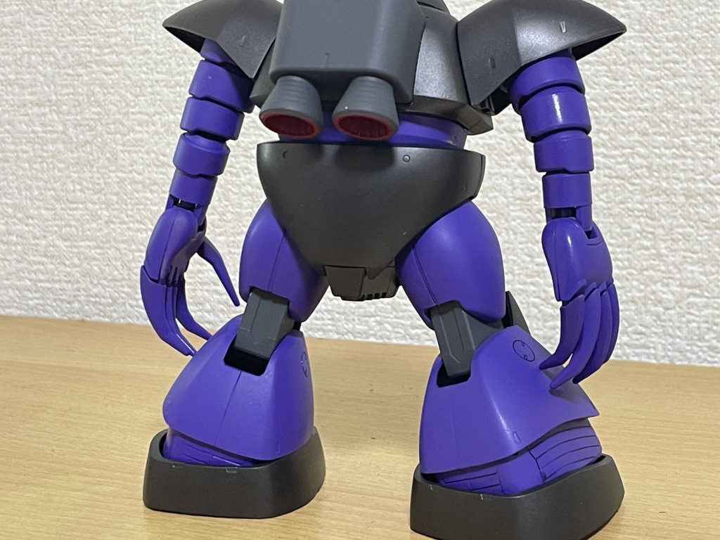 バックパックスラスター部も塗り分け。