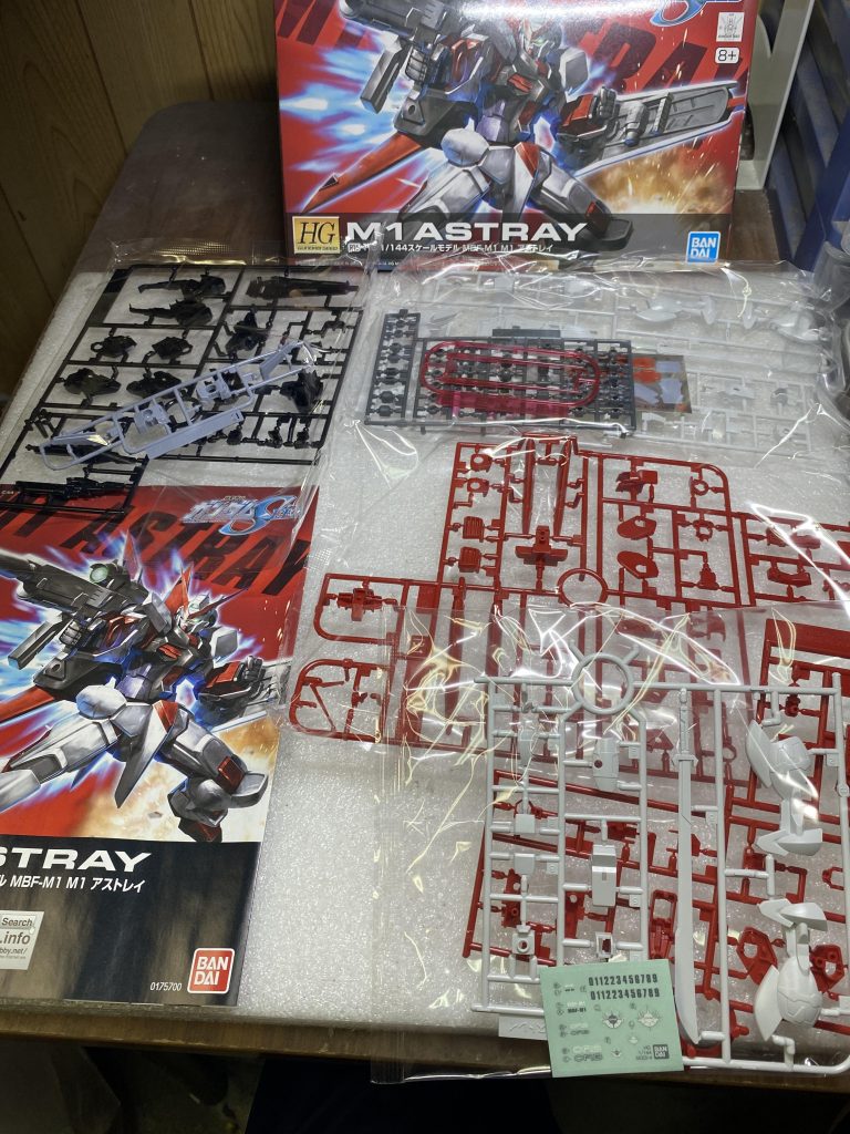 M1アストレイルージュ–2枚目/制作者：丸五ワークス