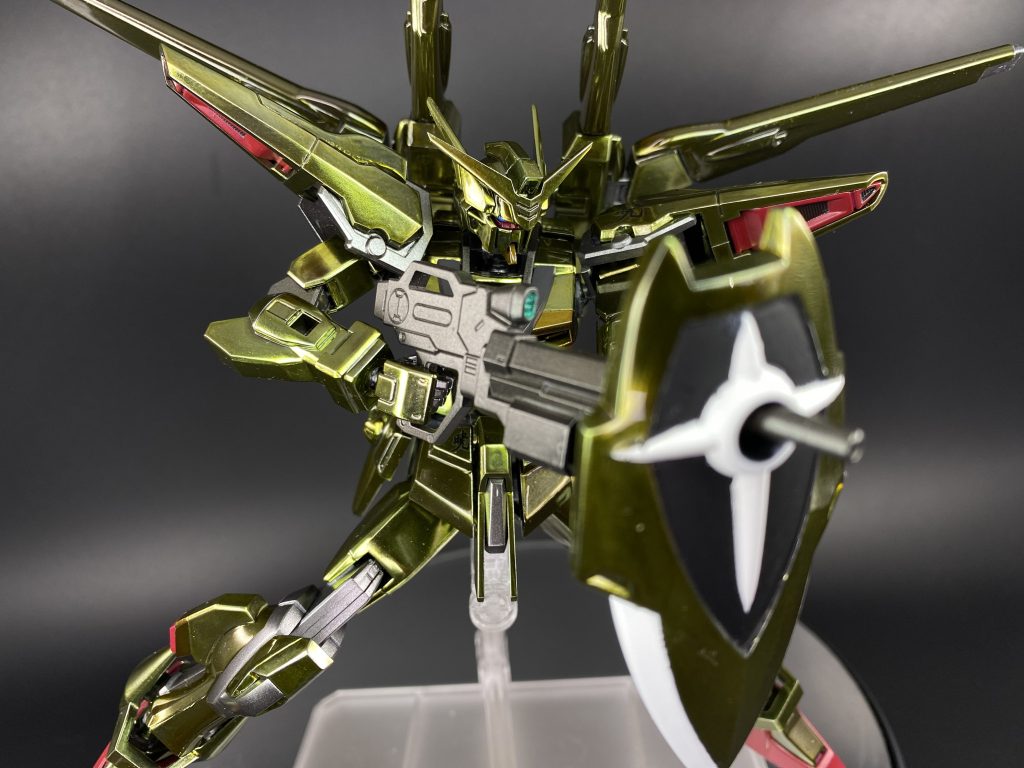 肩や足などの可動域が広がったおかげで、よりダイナミックなポーズをとれるようになりました。