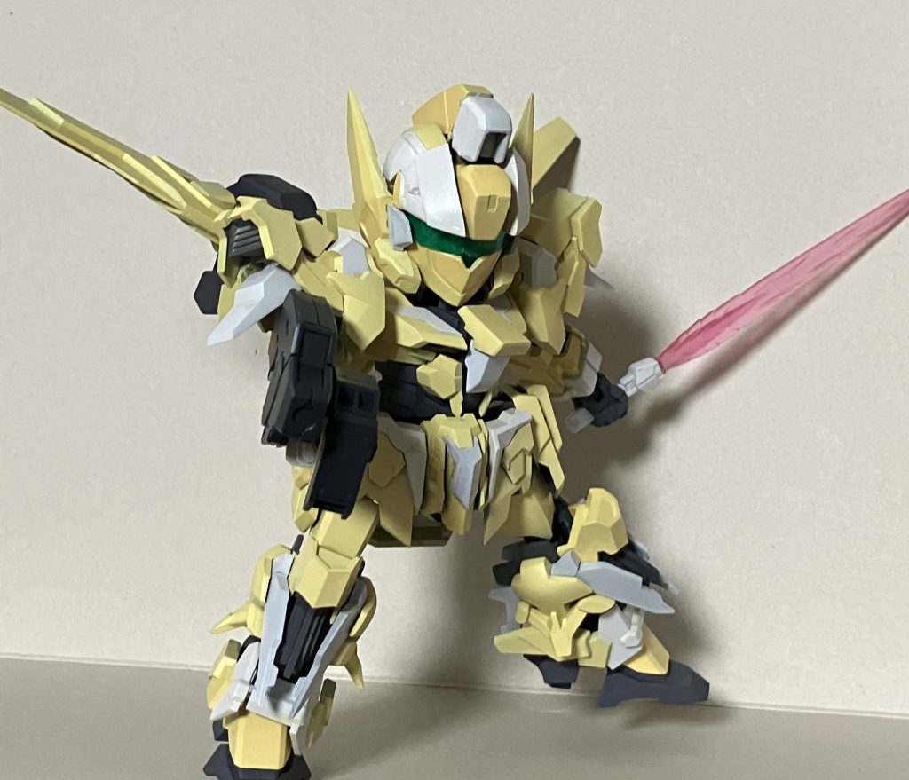 本体色はガイアの黄色サフの上に、セイラマスオカラーセットのイエロー