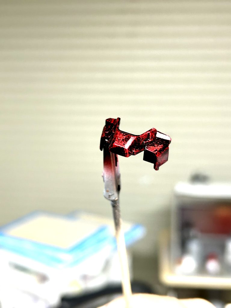 初めて挑戦したラップ塗装です!個人的に気に入ってます!先輩が持っているギターの色を再現して見ました!