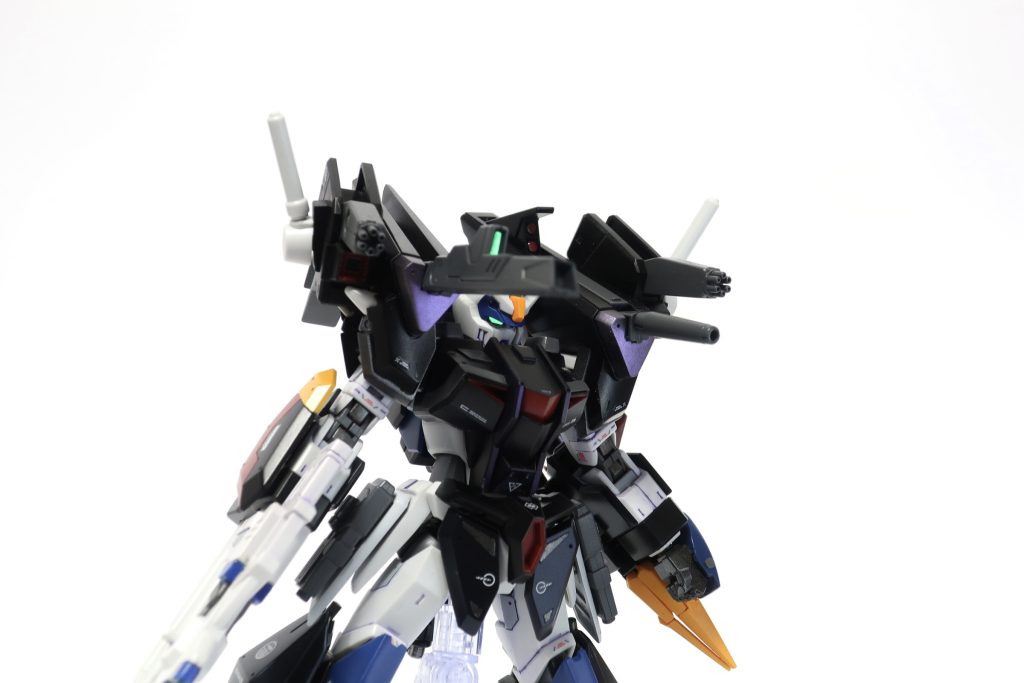 フルバーストモード!左肩はビームサーベルラックからビーム砲に変えました