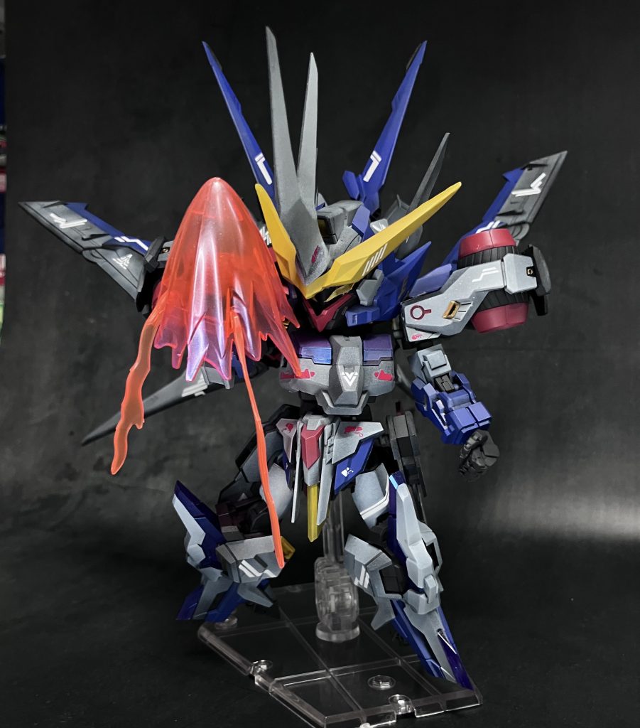 拳は格闘兵器としてチューンされています。