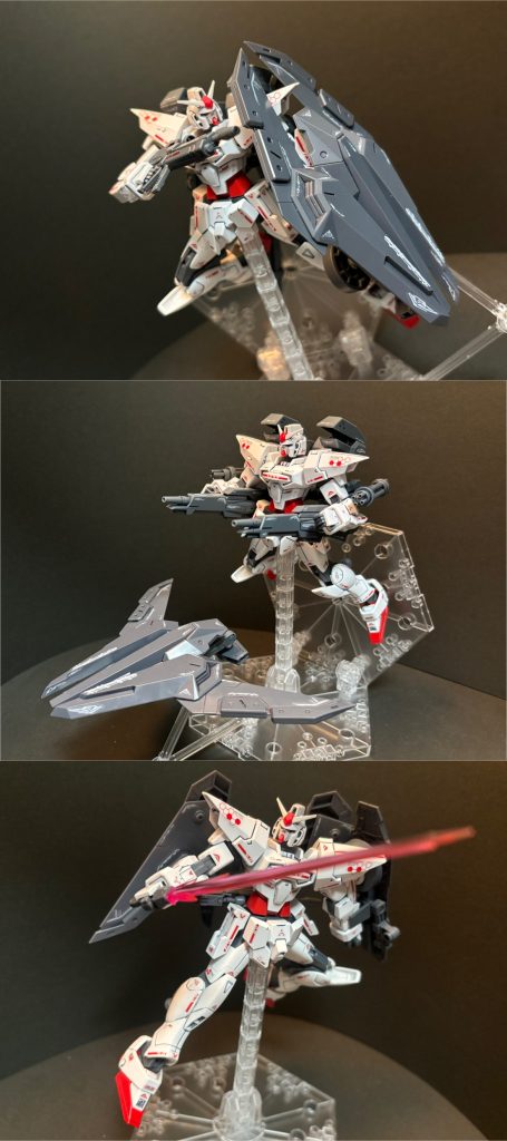 スカイライダーはメガシールドとアームドパックへ分離変形、その後合体する事により防御力・射撃攻撃力・機動力をそれぞれを状況に応じて底上げするストライカーパックシステムのような運用方法を取ります。