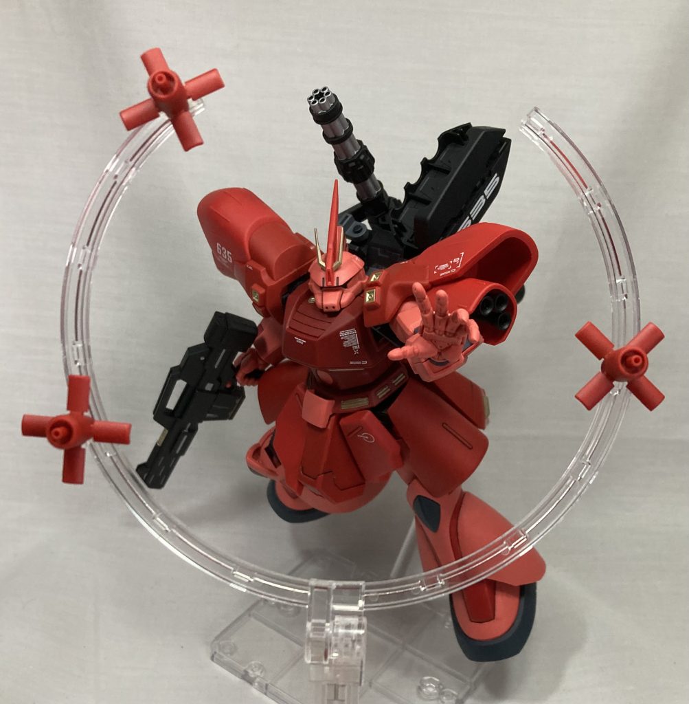 このッ!ファンネルがッ!3ミリ軸に見せかけやがってッ!地味に3ミリがッ!入らないからッ!写真が撮りづらかったッッッ!!💢💢💢エイジfxのファンネルスタンドが見つかって本当によかった