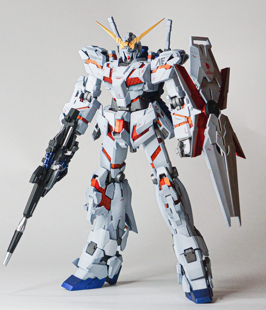 サイコフレームは下地　(ガイア)サーフェイサーEVOブラック本塗装① (ガイア)Ex-ブラック本塗装② (ガイア)スターブライトゴールド本塗装③ (ガイア)クリアーレッド(50%)+(ガイア)Ex-クリアー(50%)トップ　(Mrカラー)スーパースムースクリアーつや消し