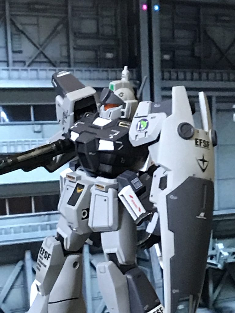 ラビアンローズ格納庫内で出撃前をイメージ。