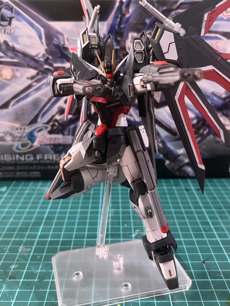 二丁拳銃、厨二病をくすぐられます。