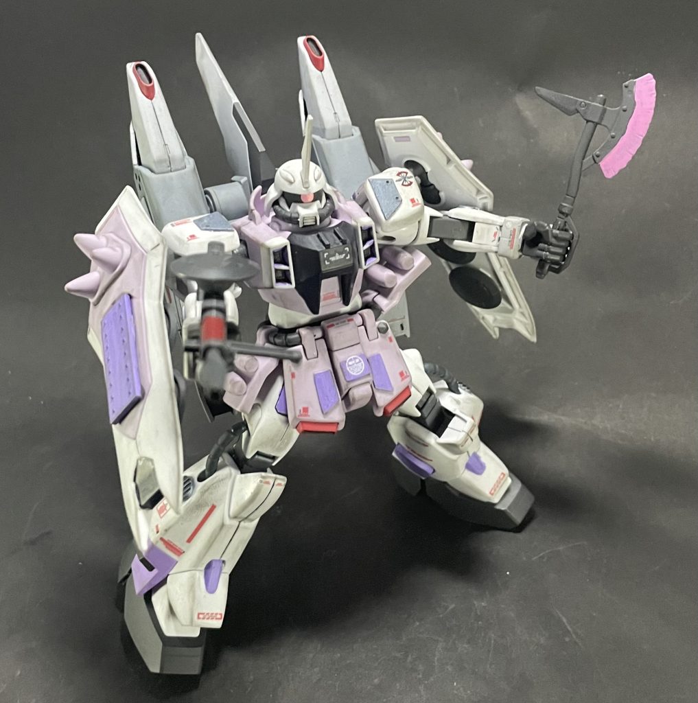 プラ板を色々と貼って、情報量を増やしました！