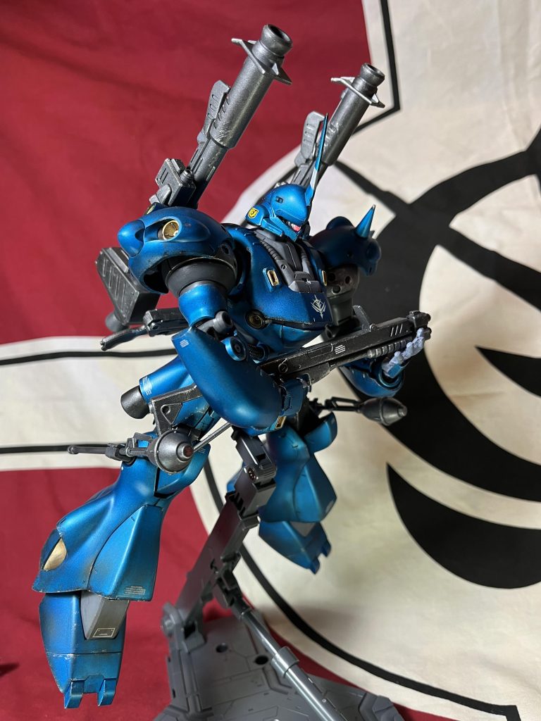 シルバーサフからのクリアブルー関節部分はメカサフリアルタッチマーカーやらドライブラシで汚し少々