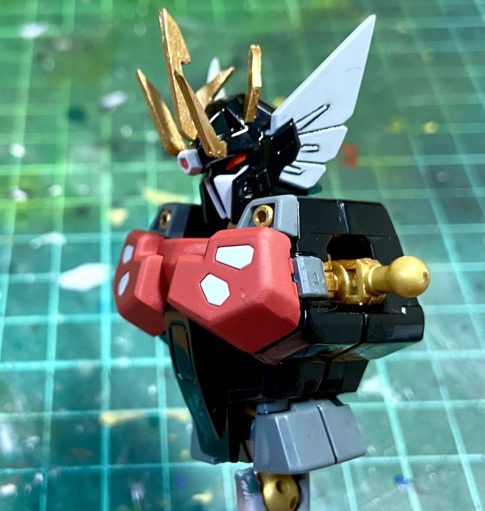 写真がアレなので分かりづらいですが、黒いパーツは全てコンパウンドを使って磨いてます👍めんどくさかったですがまた一つスキルが増えて面白かったです笑