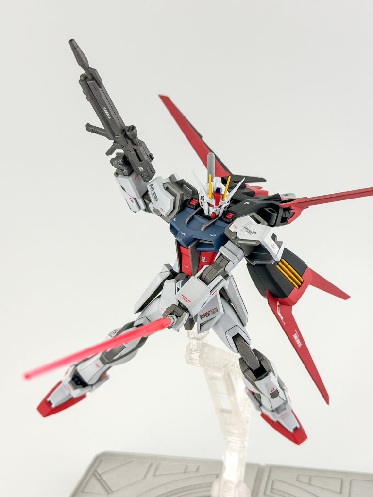 ビーム類は#240→#400→#600でやすりをかけただけです。シールドつきのセットを購入していないせいでシールドがないので、今度どこかから持ってこようと思います。