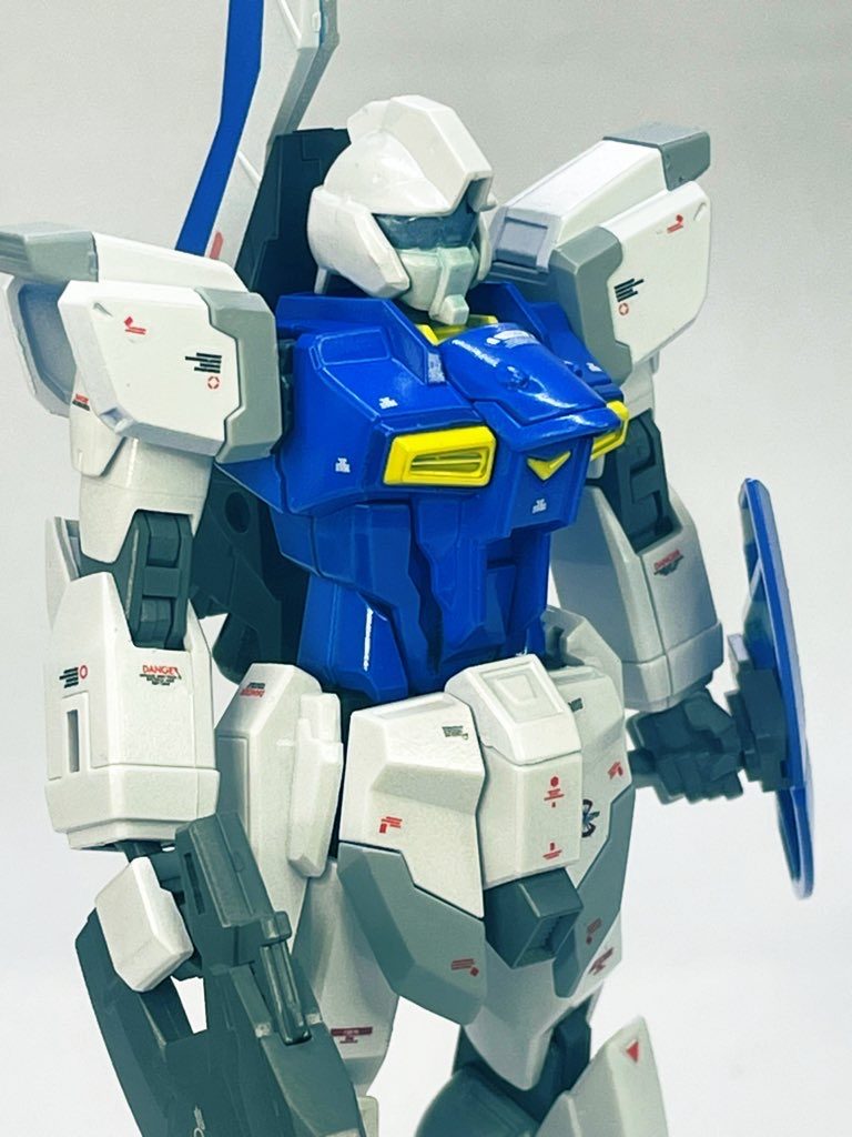 ちなみに合わせ目消しは頭のみ。腕と足は省略しました。この時期は忙しくてちょっと時間が足りませんでした。