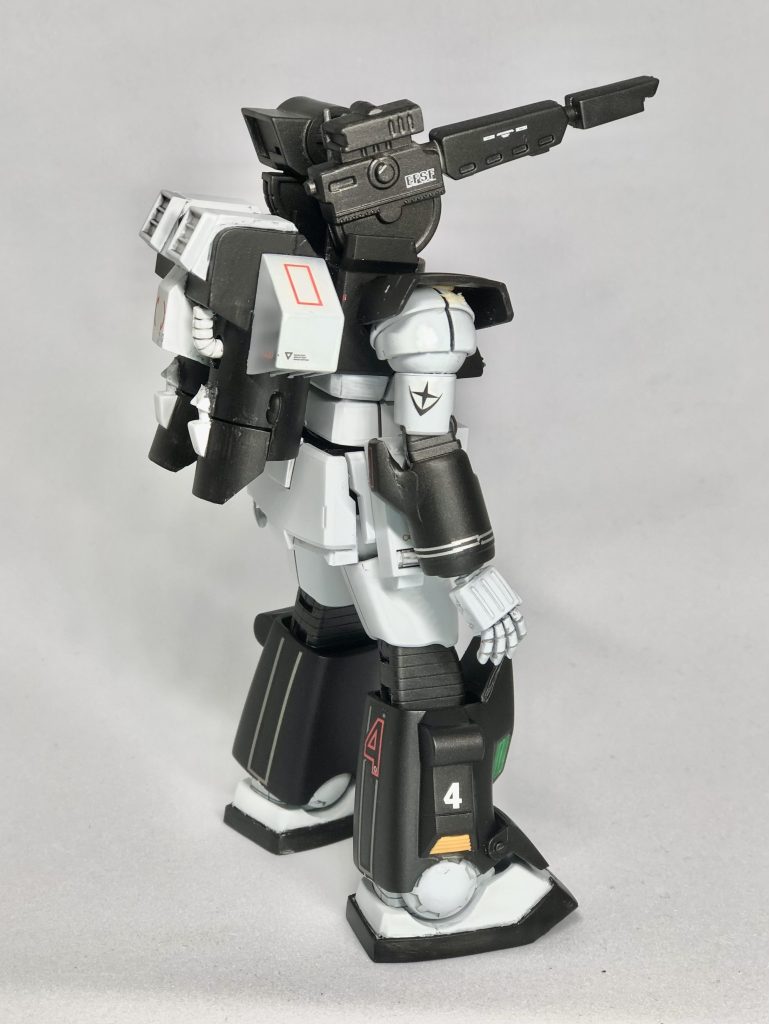 旧キットは塗り分けが面倒ですねぇ…。