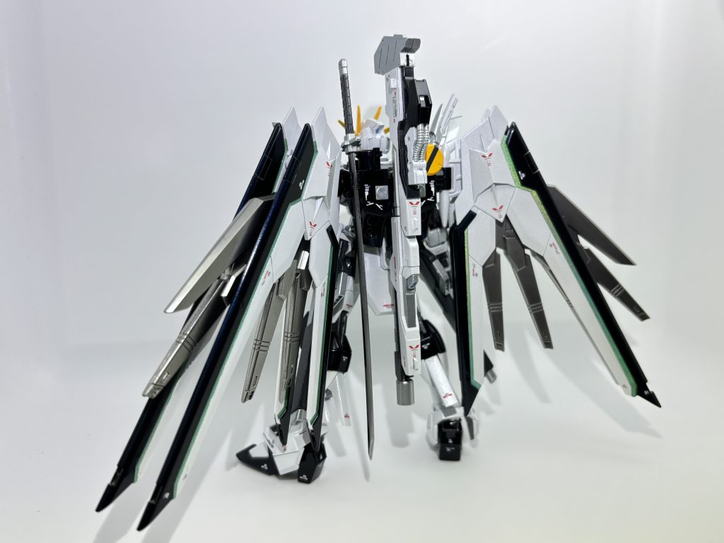 バズーカ懸架状態背面