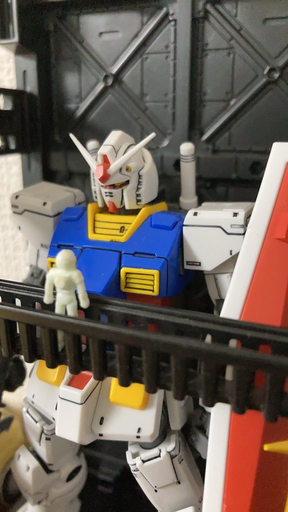 百均格納庫とパシャリ