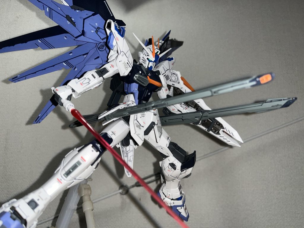 クスィフィアスはver2.0はハの字に開かないのがガッカリですね、、改造は私には出来ません!