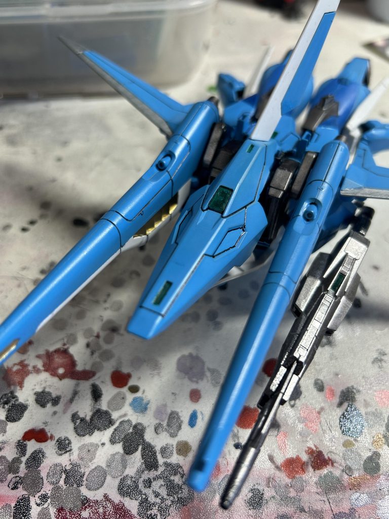 とゆーわけで、ひさびさにガンプラ作りましたが、どうだったでしょうか？セイバー自体はSEEDDestinyを見て一目で見て好きになりましたけど、あっとゆーまにフリーダムにバラバラにされたのは結構ショックでしたwSEEDFREEDAMみてインパルスspecII出たならセイバーもありじゃね？って思いで作ってみましたけど、もしあるならカラーリングも赤によせたほうがよかったですかね？wwちなみにこのあと1作品連続で投稿しますので、よかったら見ていただけたら嬉しいですw 