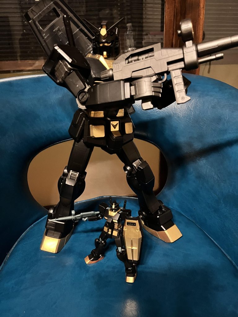 イスの上で…もっと撮影凝ればいいのにw