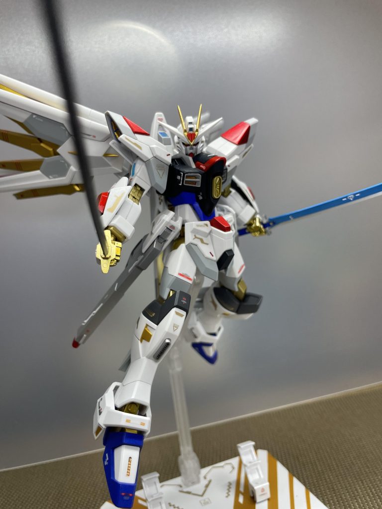 オリジナル装備として青い実体剣を装備。二刀流ですね。大谷ですわ。