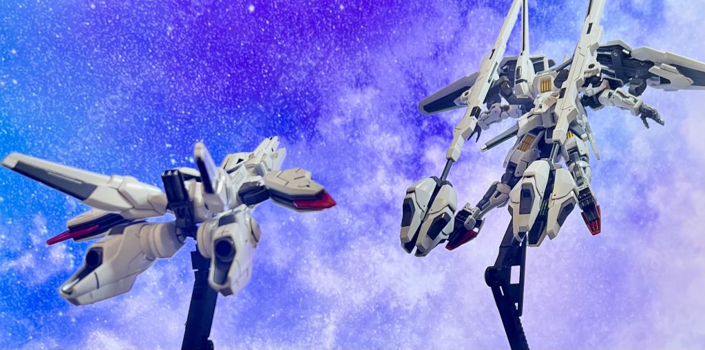 背中につくわけではないですし、ドッキングセンサーも不要なんですが、なんとなく合体はこんなイメージ。