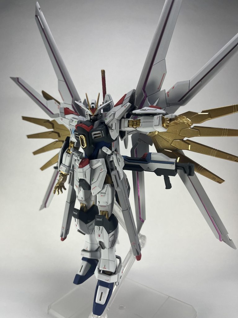 良キットなのでどんなポージングもキマります。