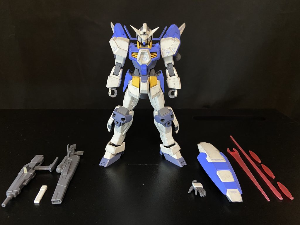 以上、ガンダムAGE-1 2号機改【レイニアス】でした。元々カラーリングや出自が好きだったAGE-1 2号機を自分好みに改造して作ったので、かなりお気に入りです。あんまり盛らないカスタムビルドも楽しいですね。ここまでご覧頂きありがとうございました。この他にも撮影してない完成品が何体か控えてるので、時間見つけて公開していければと思います。