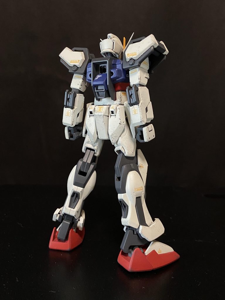 ストライクガンダム–3枚目/制作者：びた泥