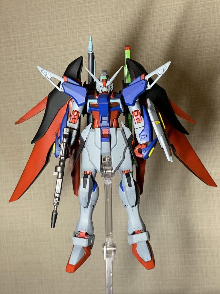 フレームは赤にしときました。全塗装ですが墨入れはしませんでした。