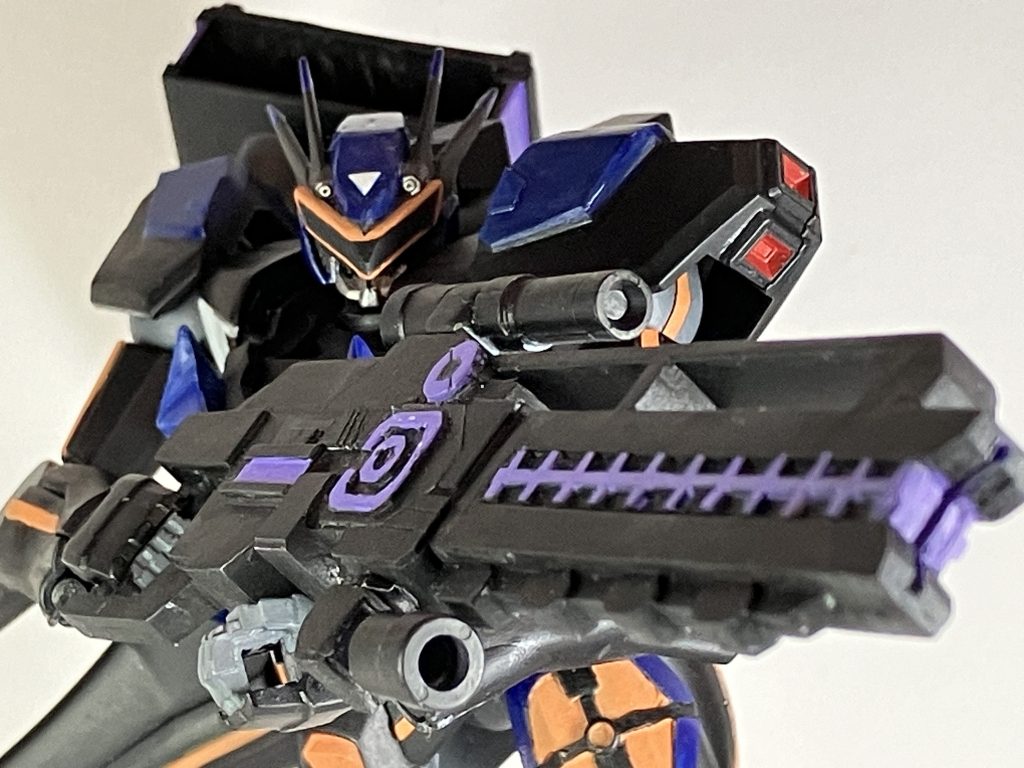 割と偶然の産物ではありますが、顔については大分満足感が高いです。目を覆い隠すバイザーって良いですよね…