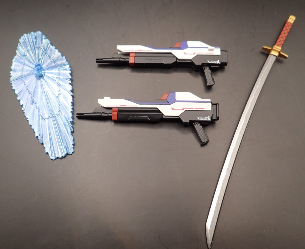 フツノミタマはこだわって塗装した結果塗膜が厚くなりプラウドディフェンダーにはめられなくなりました…