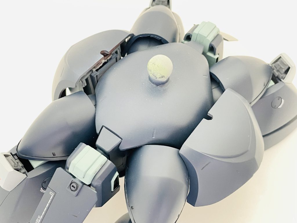 四つ足はゴッグ2体分