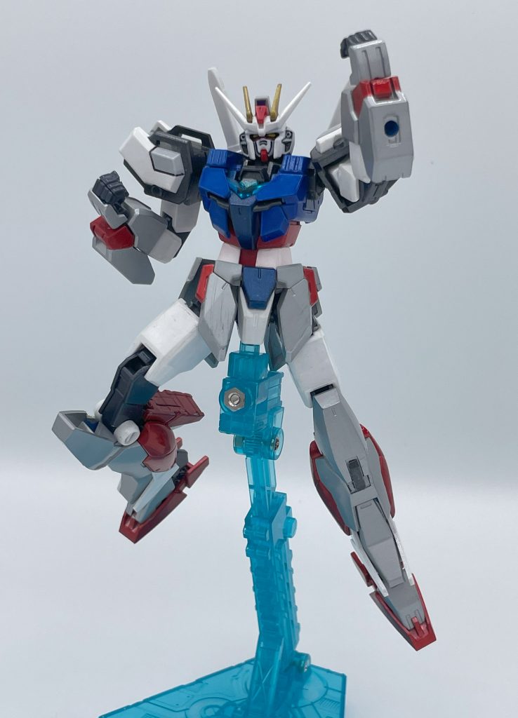 合体!アースライク・ストライク!!アースリィガンダムなので、当然合体します。ストライク感は少し減って、メタレッド×シルバーという男の子大好きなヒロイック・カラーになります。この色合い…どこかで