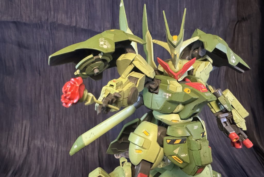 「誰にも追いつけないスピードで地面蹴り上げ空を舞う。呪い呪われた未来は君がその手で変えて行くんだ。今だ、スレッタ・マーキュリー!」