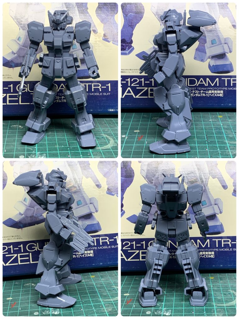 付録ガンプラの素組み画像。頭部、肩、股関節、足首が可動します。
