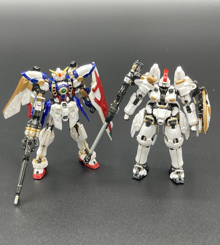 塗装の粗が目立つ二機でしたが、最後までご覧いただき、ありがとうございました! これからも色んなキットを塗装して、筆塗りのスキルを磨いていきたいと思います!