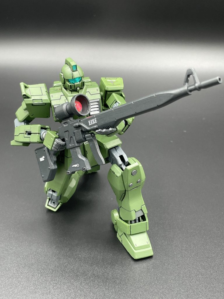 これがやりたかったんだよ! 完璧な立膝での狙撃ポーズ。これぞスナイパー!緑色が好きなのもあるんですが、ミリタリー感が強くて大好きな機体です。 最後までご覧いただき、ありがとうございました。