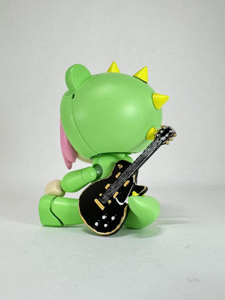 「心の拠り所はこのギターだけ…」　　　完