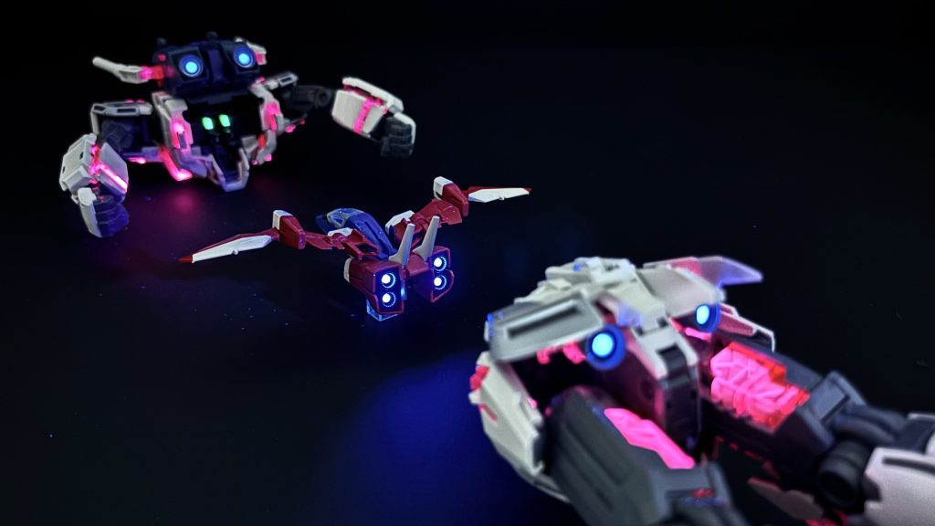 AパーツBパーツを切り離し、コアファイター発進！