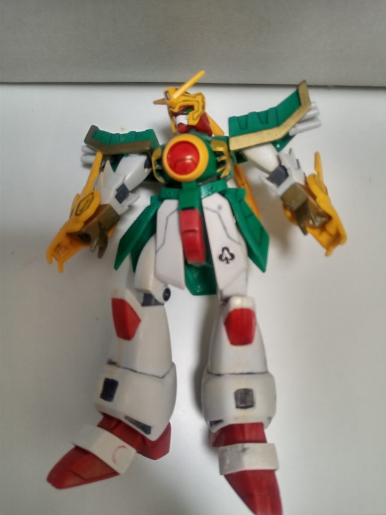 見つけた時はかなりボロボロでしたので実は結構弄っております。