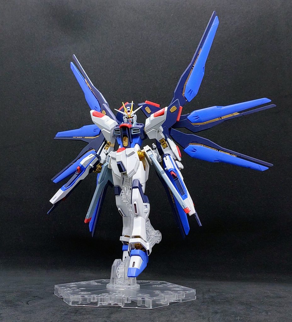 ドラグーン展開前風に1枚